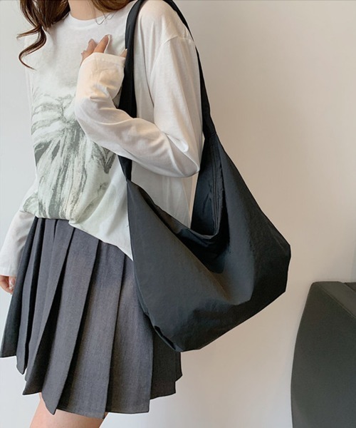 Miniministore(ミニミニストア)の「トートバッグ レディース 肩掛け(トートバッグ・レディース・ブラック/カーキ/ライトブルー/ベージュ/ダークベージュ・FREE)」の6枚目の写真