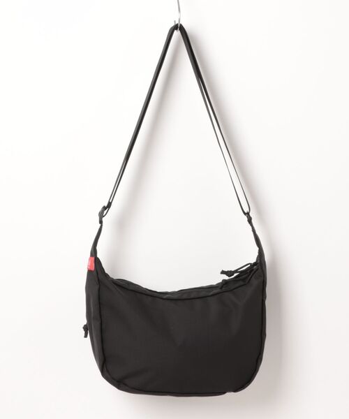 Manhattan Portage（マンハッタンポーテージ）の「DUET ACTION BAG（ショルダーバッグ・メンズ・ブルー/ブラック・SMALL）」の5枚目の写真