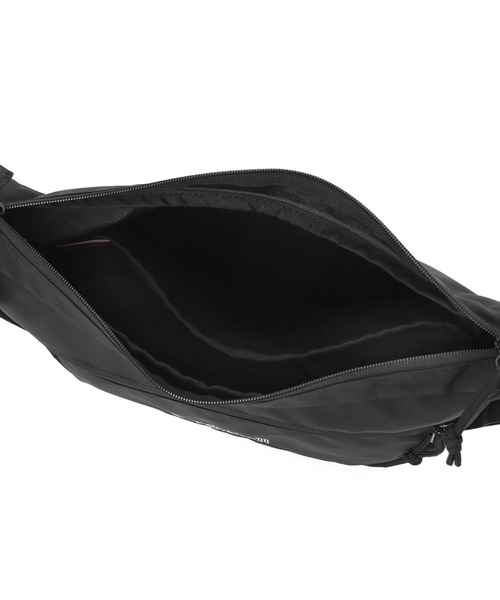 Manhattan Portage（マンハッタンポーテージ）の「DUET ACTION BAG（ショルダーバッグ・メンズ・ブルー/ブラック・SMALL）」の8枚目の写真