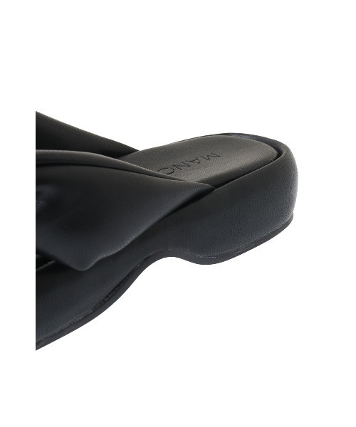 MANOF(マノフ)の「PADDED TWIST SANDAL(サンダル・レディース・アイボリー/ブラック・36/37/38)」の18枚目の写真