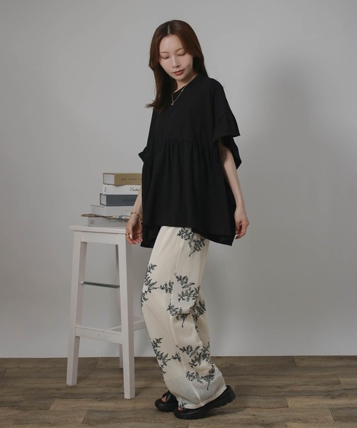 Social GIRL（ソーシャルガール）の「袖フリルペプラムトップス オーバーサイズTシャツ（Tシャツ/カットソー・レディース・アイボリー/ブラック/チャコール・M）」の18枚目の写真