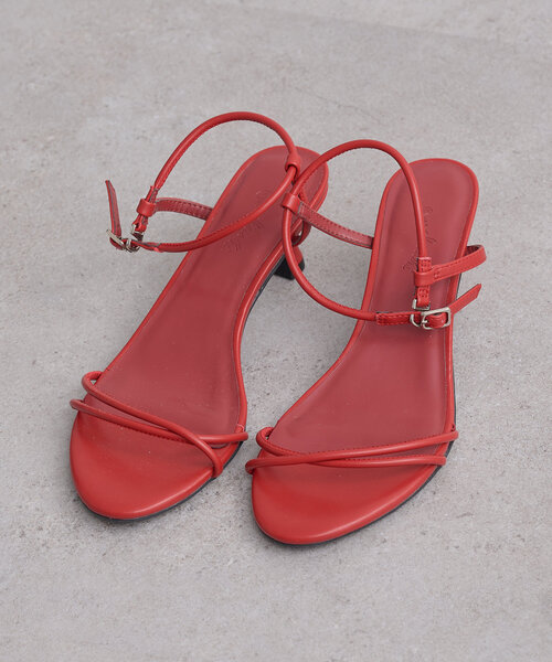 Omekashi（オメカシ）の「クロスストラップヒールサンダル（サンダル・レディース・ブラック/レッド/ゴールド/ブラウン・37/36/38）」の17枚目の写真