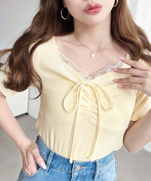 moment+（モーメントプラス）の「無地＆ドット＆花柄プリントフロントレース半袖ギャザーリボントップス（Tシャツ/カットソー・レディース・アイボリー/杢グレー/ホワイト系その他/グレー系その他/ブラック/ブラック系その他/ホワイト系その他2/ブラック系その他2/イエロー系その他/ネイビー/ブルー系その他/ピンク/ネイビー系2/ブルー/イエロー・M/L）」の13枚目の写真