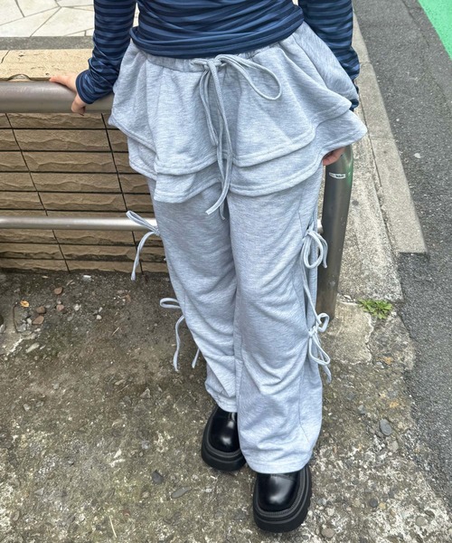 HALEY PESCA（ヘーリーペスカ）の「HALEY PESCA/レイヤードスカート　フリル　リボンスウェットパンツ（スウェットパンツ・レディース・チャコール/グレー・FREE）」の9枚目の写真