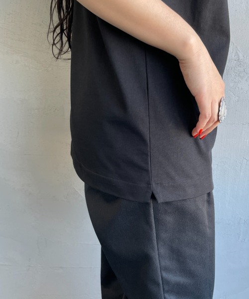 LACOSTE（ラコステ）の「[LACOSTE/ラコステ] ワンポイントロゴ バックプリントTシャツ（Tシャツ/カットソー・レディース・ホワイト/ブラック/カーキ・2/4/3）」の11枚目の写真