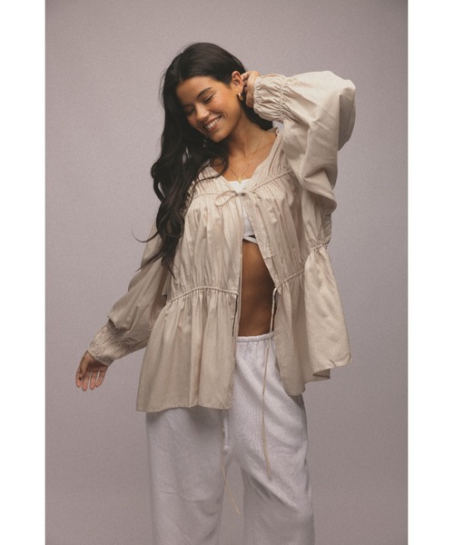 ALEXIA STAM（アリシアスタン）の「Gather Blouse /ギャザーブラウス（シャツ/ブラウス・レディース・ベージュ/ブラック/ホワイト・FREE）」の16枚目の写真