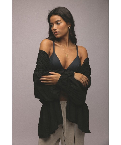 ALEXIA STAM（アリシアスタン）の「Gather Blouse /ギャザーブラウス（シャツ/ブラウス・レディース・ベージュ/ブラック/ホワイト・FREE）」の10枚目の写真