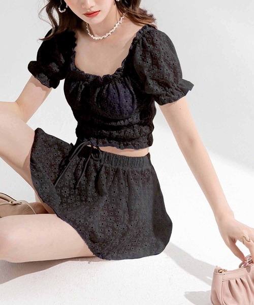 セール】総レースオフショルダートップス＆フレアスカート 2点セット