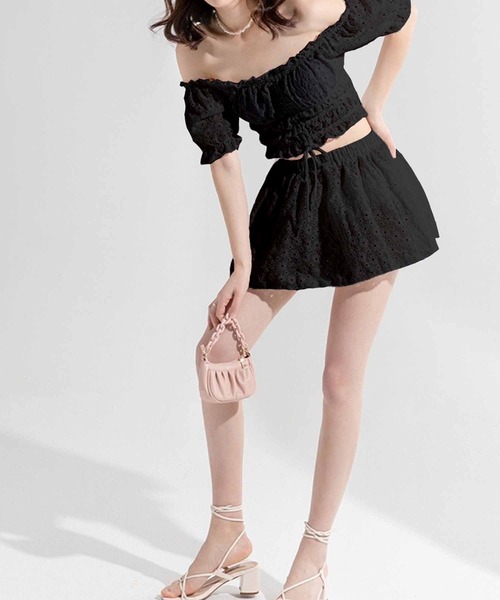 セール】総レースオフショルダートップス＆フレアスカート 2点セット