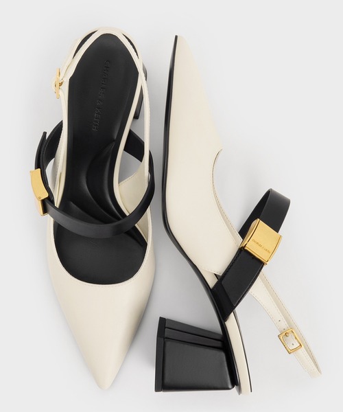 CHARLES & KEITH(チャールズ & キース)の「Yvette イヴェット メリージェーンスリングバックパンプス(パンプス・レディース・オフホワイト/ブラック/ダークブラウン・25cm/24.5cm/23.5cm/23cm/22.5cm/25.5cm)」の21枚目の写真