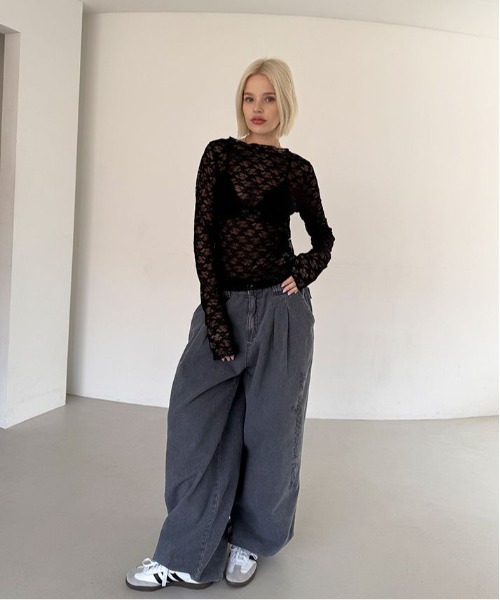 L.H.P（エルエイチピー）の「THE MYSTERIOUS HOTEL/ザ ミステリアス ホテル/OXFORD WASHED PANTS（デニムパンツ・レディース・ブルー・2/1）」の2枚目の写真