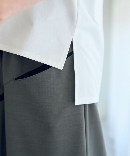 YECCA VECCA（イェッカヴェッカ）の「バルーンスリーブプルオーバー（Tシャツ/カットソー・レディース・ブラック/オフホワイト/チャコールグレー・FREE）」の14枚目の写真