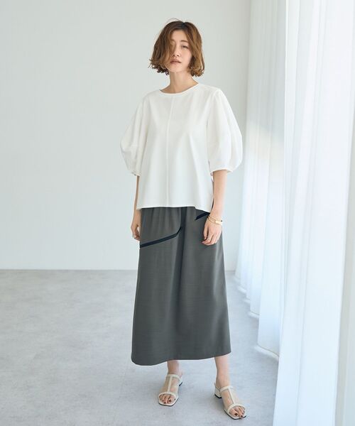 YECCA VECCA（イェッカヴェッカ）の「バルーンスリーブプルオーバー（Tシャツ/カットソー・レディース・ブラック/オフホワイト/チャコールグレー・FREE）」の16枚目の写真