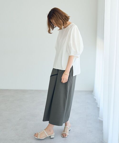 YECCA VECCA（イェッカヴェッカ）の「バルーンスリーブプルオーバー（Tシャツ/カットソー・レディース・ブラック/オフホワイト/チャコールグレー・FREE）」の19枚目の写真