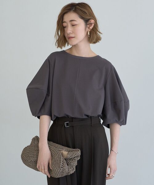 YECCA VECCA（イェッカヴェッカ）の「バルーンスリーブプルオーバー（Tシャツ/カットソー・レディース・ブラック/オフホワイト/チャコールグレー・FREE）」の22枚目の写真