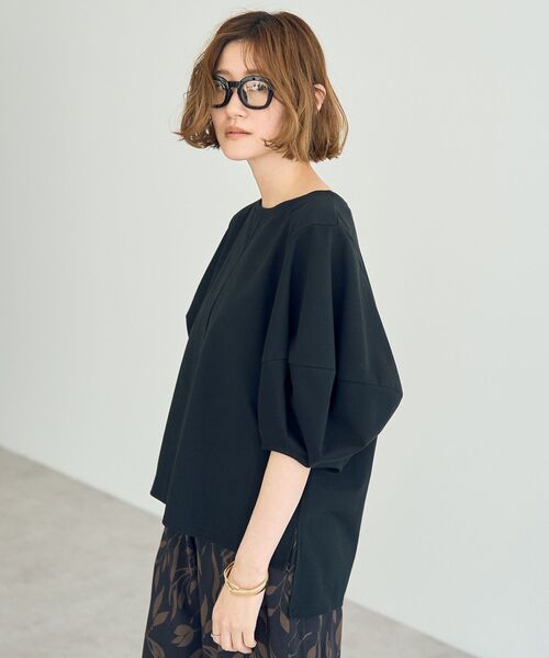 YECCA VECCA（イェッカヴェッカ）の「バルーンスリーブプルオーバー（Tシャツ/カットソー・レディース・ブラック/オフホワイト/チャコールグレー・FREE）」の5枚目の写真