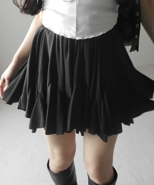 me+em select(ミームセレクト)の「※※【 2color /インパン裏地付き 】ハイウエストドレープフレアミニスカート / high waist draped flare mini skirt(スカート・レディース・ブラック/ホワイト・FREE)」の22枚目の写真