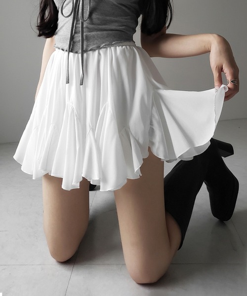 me+em select(ミームセレクト)の「※※【 2color /インパン裏地付き 】ハイウエストドレープフレアミニスカート / high waist draped flare mini skirt(スカート・レディース・ブラック/ホワイト・FREE)」の11枚目の写真