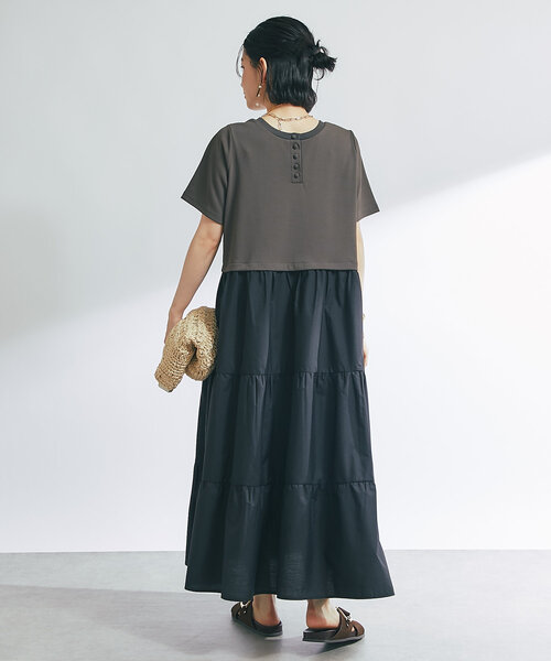 un dix cors(アンディコール)の「《主役級アイテム》前後2WAY切替ティアードワンピース(ワンピース・レディース・チャコールグレー/ブラック・FREE)」の9枚目の写真