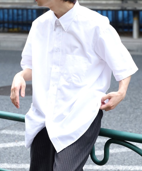 ROOPTOKYO(ループトウキョウ)の「Edwards/エドワーズ Relax Fit レギュラーカラーシャツ オックスフォードシャツ ボタンダウンシャツ メンズ 夏物 夏服(シャツ/ブラウス・メンズ・ブルー系その他/バーガンディー/ライトグレー/グレー系その他/ホワイト・L/XL/M)」の2枚目の写真