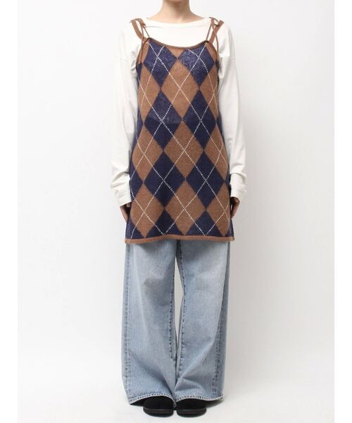 ami ニットキャミ キャップをメインにしたくて この日はオールホワイト♡ そして
