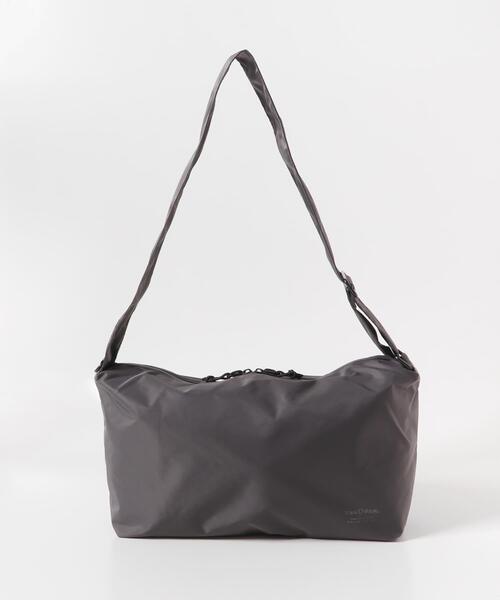 YAKPAK(ヤックパック)の「『別注』YAKPAK×DOORS SHOULDER BAG M(ショルダーバッグ・メンズ・ブラウン/ホワイト/ブラック/チャコールグレー・-)」の7枚目の写真