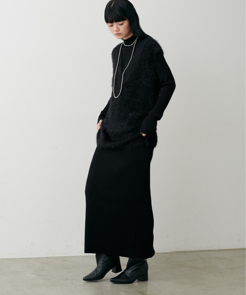 LARUTA】選べるリブニットワンピース×フェザーベストセット