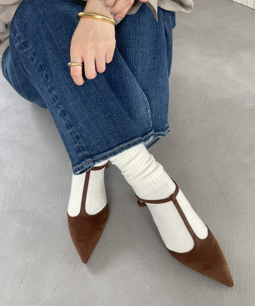 LE TALON(ルタロン)の「4cmTストラップパンプス(パンプス・レディース・ブラック/ブラウン系その他/ゴールド・22cm/22.5cm/23cm/23.5cm/24cm/24.5cm/25cm)」の6枚目の写真