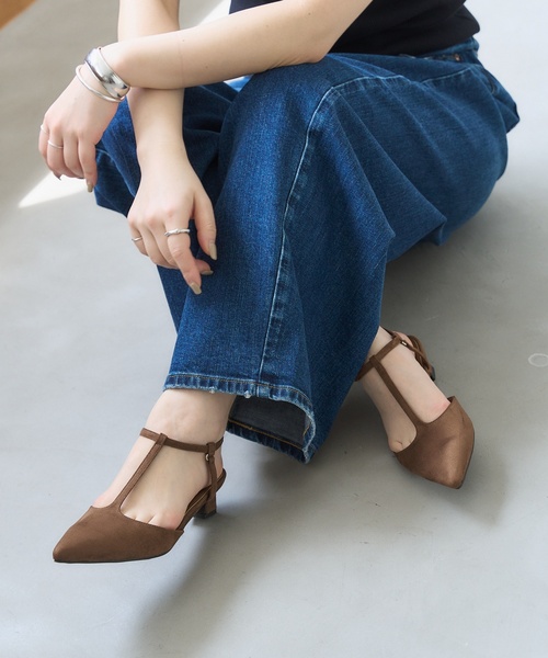 LE TALON(ルタロン)の「4cmTストラップパンプス(パンプス・レディース・ブラック/ブラウン系その他/ゴールド・22cm/22.5cm/23cm/23.5cm/24cm/24.5cm/25cm)」の13枚目の写真