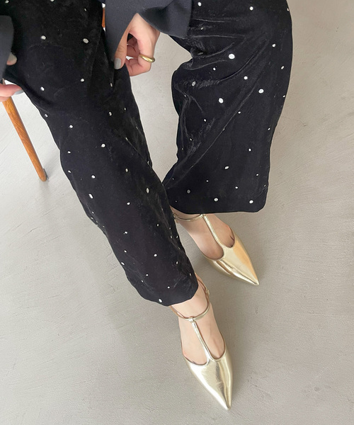 LE TALON(ルタロン)の「4cmTストラップパンプス(パンプス・レディース・ブラック/ブラウン系その他/ゴールド・22cm/22.5cm/23cm/23.5cm/24cm/24.5cm/25cm)」の16枚目の写真