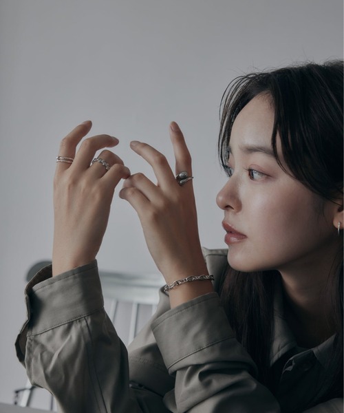 GRAiL(accessories)(グレイル(アクセサリー))の「drop ring(リング・メンズ・シルバー・ONE SIZE)」の6枚目の写真