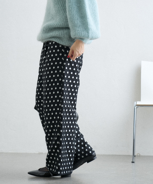 IENA(イエナ)の「《WEB限定/追加》ドットジャガードイージーパンツ(その他パンツ・レディース・ブラック・34/36/38)」の8枚目の写真