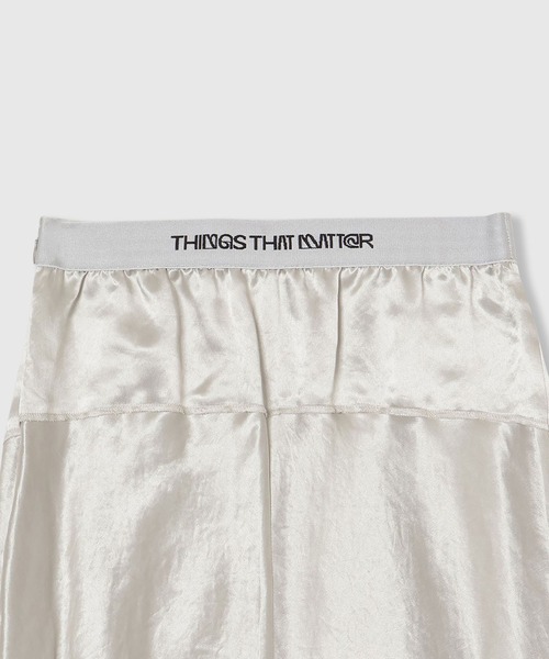 THINGS THAT MATTER（シングス ザット マター）の「BACK SLIT  ACETATE SATIN MAXI SKIRT / バックスリットアセテートサテンマキシスカート（スカート・レディース・ブラック/ライトベージュ/グレー/ラベンダー/ミント/パープル/ブラウン・1/2）」の19枚目の写真