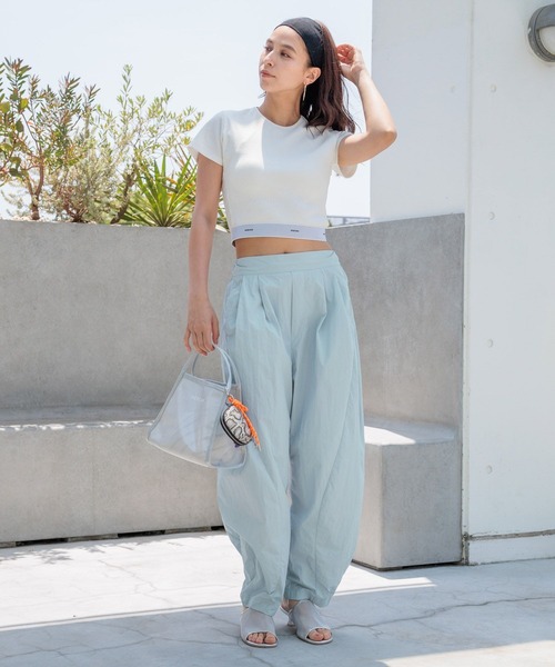 HEREIAM(ヘレイアム)の「【HEREIAM】撥水/通気/防風/静電防止/Breathカーブパンツ(その他パンツ・レディース・ライトブルー/ブラック・MEDIUM/SMALL)」の14枚目の写真