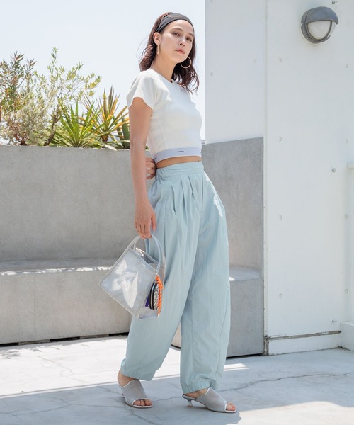 HEREIAM(ヘレイアム)の「【HEREIAM】撥水/通気/防風/静電防止/Breathカーブパンツ(その他パンツ・レディース・ライトブルー/ブラック・MEDIUM/SMALL)」の17枚目の写真