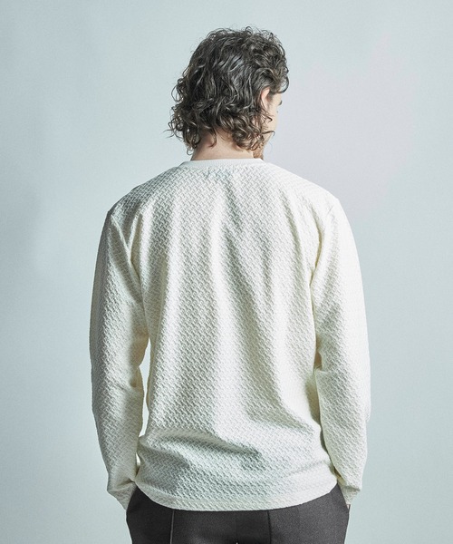 MEN'S BIGI(メンズビギ)の「シャーリングジャカードロングスリーブTシャツ(Tシャツ/カットソー・メンズ・ネイビー/ホワイト/ワイン/ブラック・04/02/01/03)」の11枚目の写真