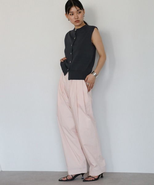 ENC(エンク)の「【動画あり】nuance button summer knit vest / 変形釦サマーニットベスト(ベスト・レディース・ミント/ライトイエロー/ライトブラック/アイボリー・FREE)」の9枚目の写真