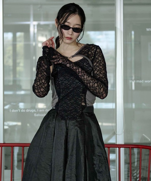 Ezick(エジック)の「2p lace bolero レースボレロキャミソール(アンサンブル・レディース・グレー/ブラック/ブラック系その他・FREE)」の10枚目の写真
