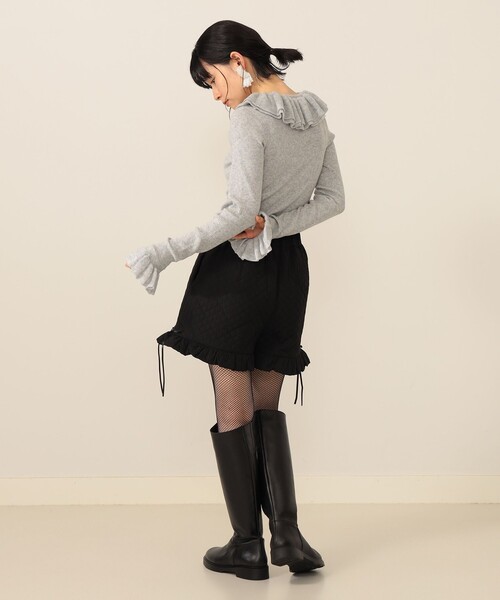 CAROLINA GLASER（カロリナ グレイサー）の「フリルリブ ニット プルオーバー（ニット/セーター・レディース・ブラック/グレー・ONE SIZE）」の11枚目の写真
