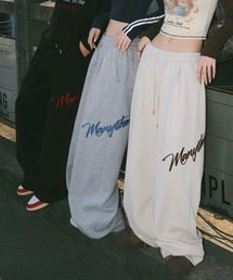 yuue' ( wear )（ユーイ）の「ロゴ刺繍スウェットワイドパンツ（スウェットパンツ・レディース）」