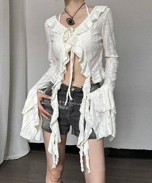 lilful(リルフル)の「グランジラッフル ダメージ加工 ショート丈カーディガン(カーディガン/ボレロ・レディース・ホワイト/ダークグレー・S/M)」の7枚目の写真