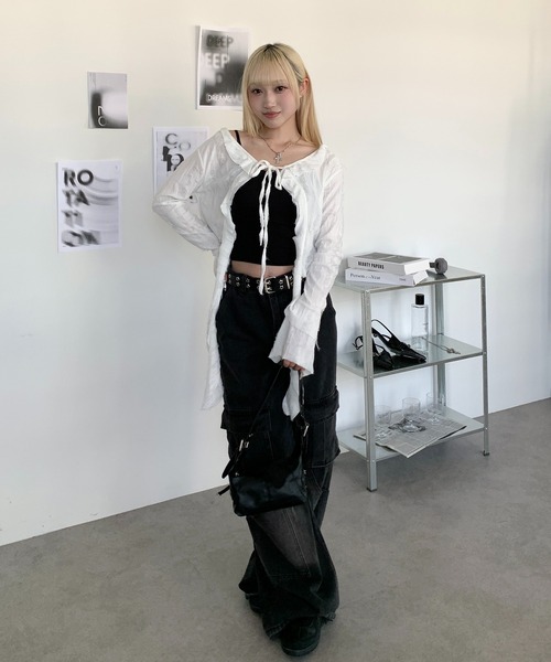lilful(リルフル)の「グランジラッフル ダメージ加工 ショート丈カーディガン(カーディガン/ボレロ・レディース・ホワイト/ダークグレー・S/M)」の20枚目の写真