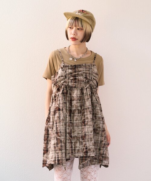 w closet（ダブルクローゼット）の「【25AW】クラッシュチェックキャミワンピ（シャツ/ブラウス・レディース・レッド/ブラック/ブルー・FREE）」の10枚目の写真