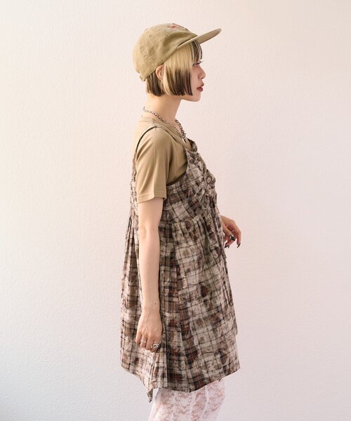 w closet（ダブルクローゼット）の「【25AW】クラッシュチェックキャミワンピ（シャツ/ブラウス・レディース・レッド/ブラック/ブルー・FREE）」の15枚目の写真