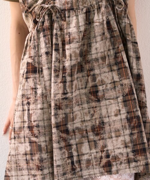 w closet（ダブルクローゼット）の「【25AW】クラッシュチェックキャミワンピ（シャツ/ブラウス・レディース・レッド/ブラック/ブルー・FREE）」の19枚目の写真