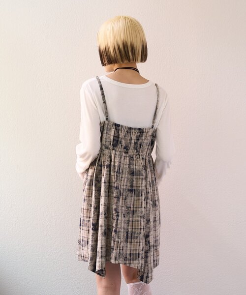 w closet（ダブルクローゼット）の「【25AW】クラッシュチェックキャミワンピ（シャツ/ブラウス・レディース・レッド/ブラック/ブルー・FREE）」の5枚目の写真