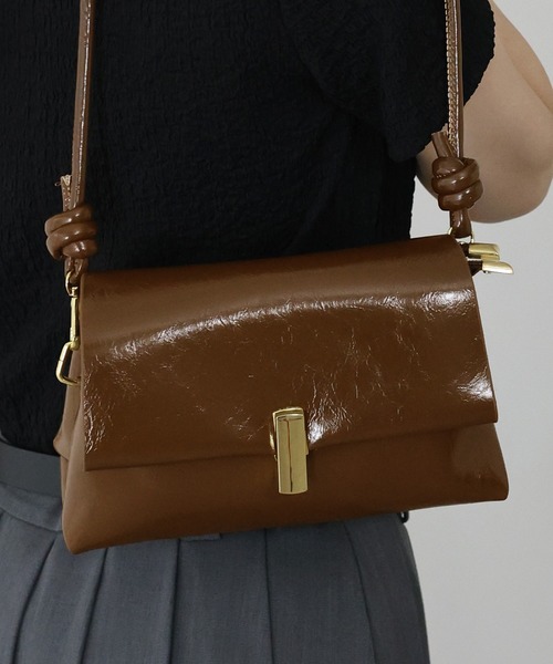 BLUEEAST（ブルーイースト）の「スクエアミニバッグ（ショルダーバッグ・レディース・ブラウン/モカ/ブラック・FREE）」の5枚目の写真