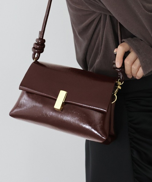BLUEEAST（ブルーイースト）の「スクエアミニバッグ（ショルダーバッグ・レディース・ブラウン/モカ/ブラック・FREE）」の8枚目の写真