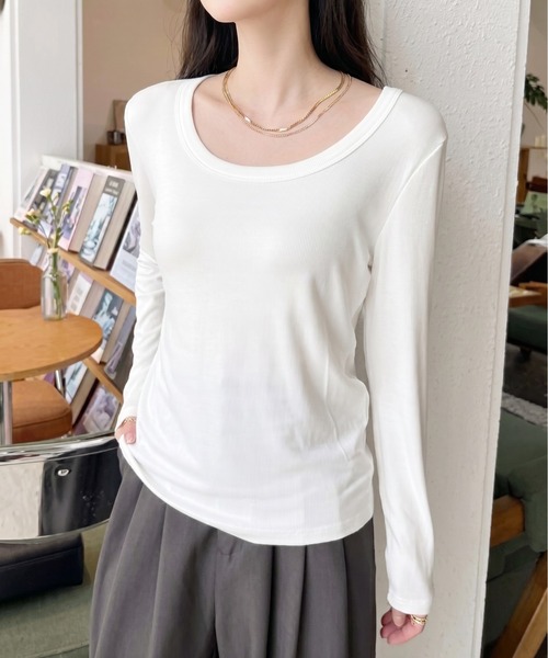 Eclat one(エクラワン)の「【Eclat one】ベーシック ディープネック ロングTシャツ(Tシャツ/カットソー・レディース・ネイビー/ホワイト/ブラック/グレー・FREE)」の1枚目の写真
