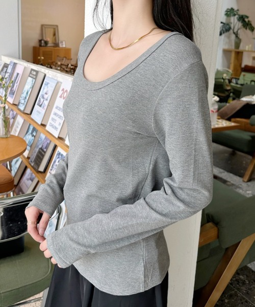 Eclat one(エクラワン)の「【Eclat one】ベーシック ディープネック ロングTシャツ(Tシャツ/カットソー・レディース・ネイビー/ホワイト/ブラック/グレー・FREE)」の14枚目の写真